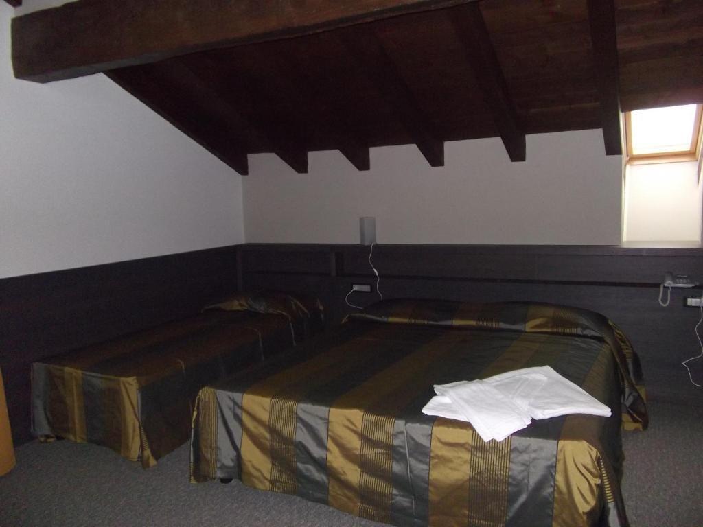 Locanda Sant'Ambrogio Rivalta  Room photo